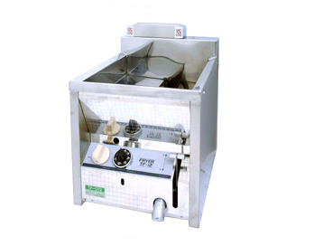 遠赤外線ガス式フライヤー